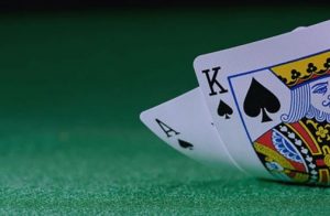 Online poker: Play with someone thousands of miles away