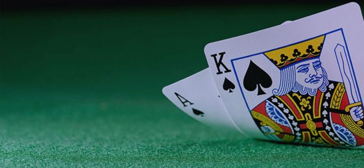 Online poker: Play with someone thousands of miles away